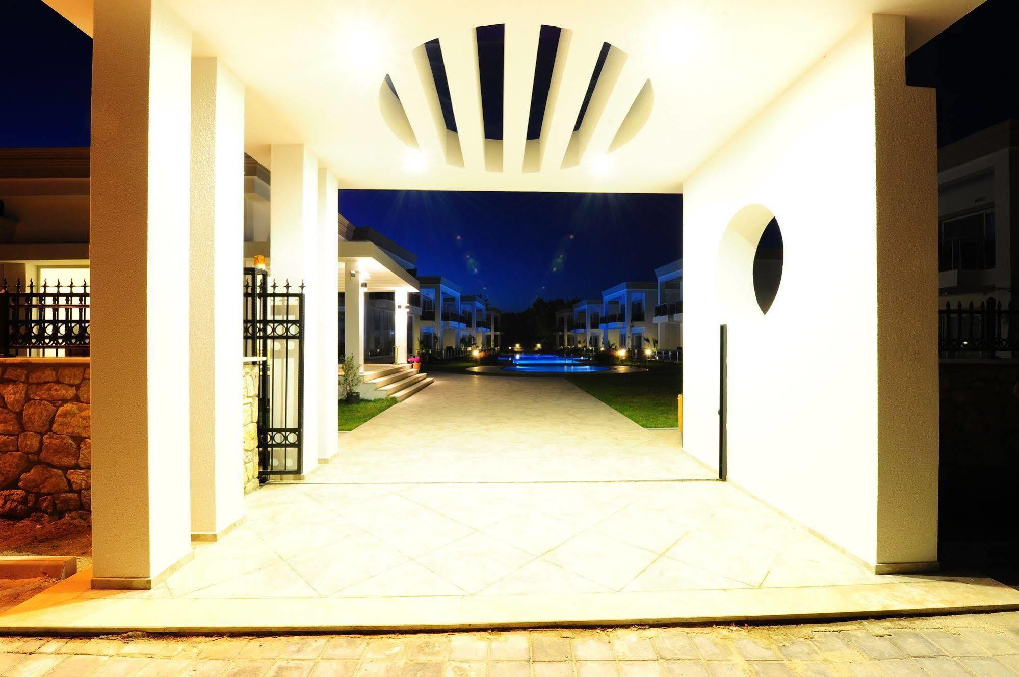 Delita Suite Hotel Turkbuku Golturkbuku Bagian luar foto